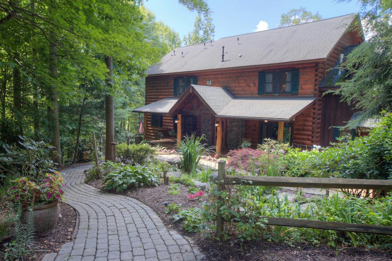 Lazy Bear Lodge Valle Crucis Екстериор снимка