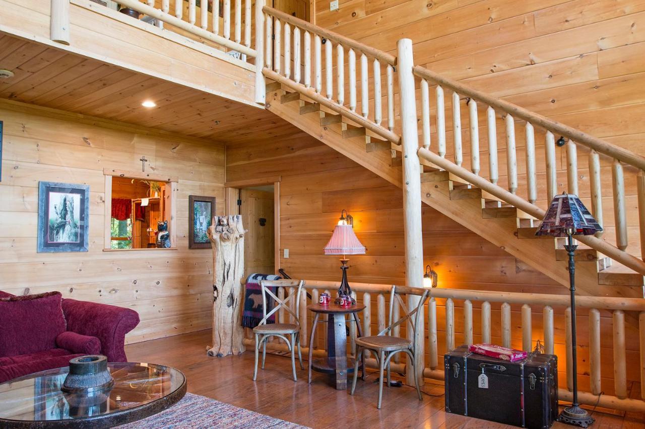 Lazy Bear Lodge Valle Crucis Екстериор снимка