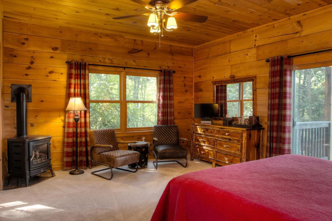 Lazy Bear Lodge Valle Crucis Екстериор снимка