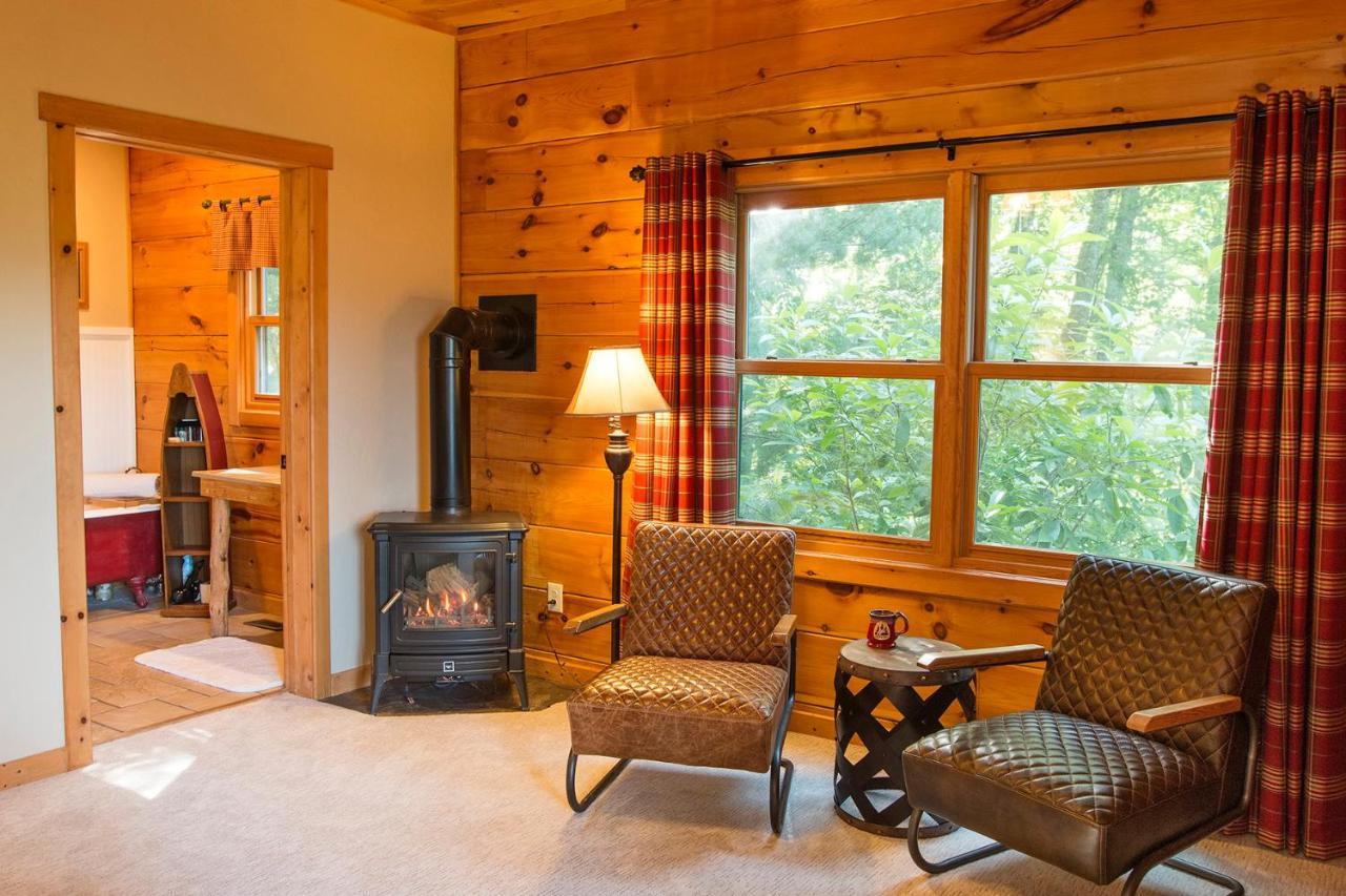 Lazy Bear Lodge Valle Crucis Екстериор снимка