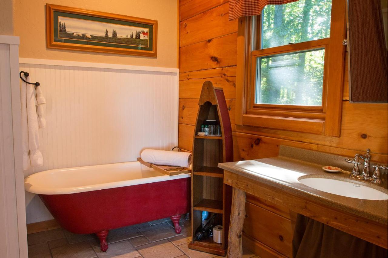 Lazy Bear Lodge Valle Crucis Екстериор снимка