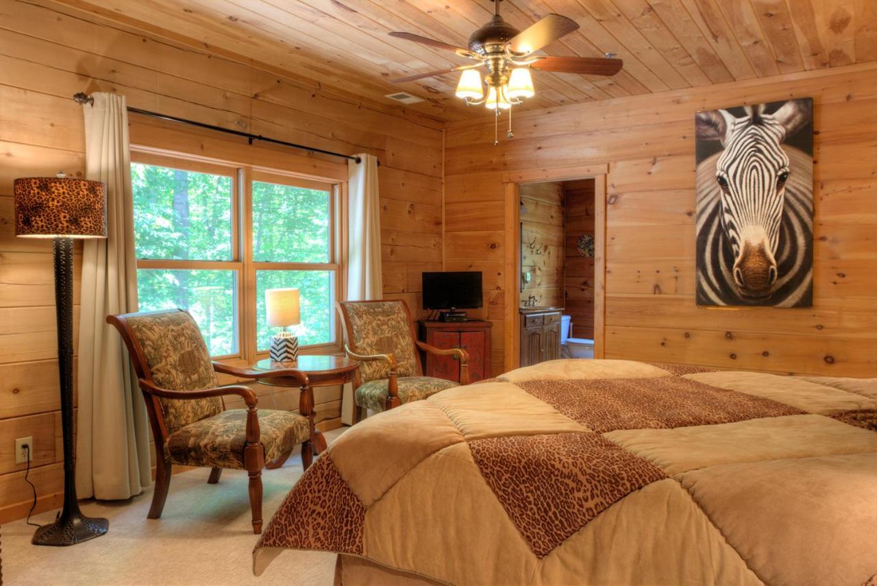 Lazy Bear Lodge Valle Crucis Екстериор снимка