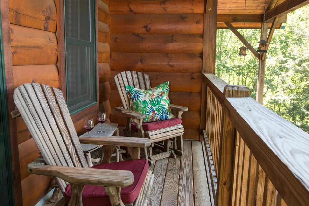 Lazy Bear Lodge Valle Crucis Екстериор снимка