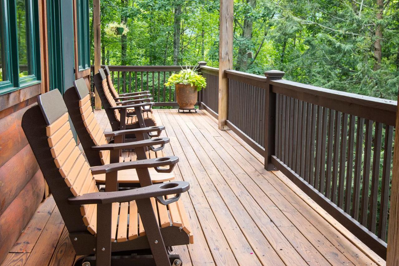 Lazy Bear Lodge Valle Crucis Екстериор снимка